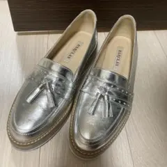 BARCLAY 本革シルバー ローファー タッセル付き 24.0cm