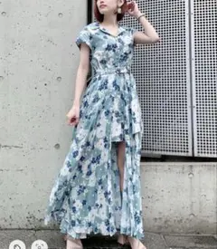 新品タグ付き　REDYAZEL オリジナルフラワーワンピース風サロペットのサムネイル