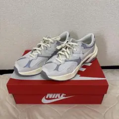 NIKE スニーカー グレー/ホワイト