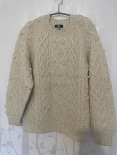 クリーム色 ケーブルニットセーター 長袖　ニット　ウール100% 手編み
