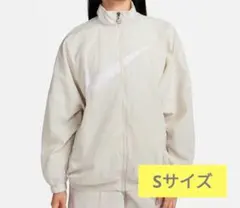 Nike ナイキ　スポーツウェア　ウインドブレーカー