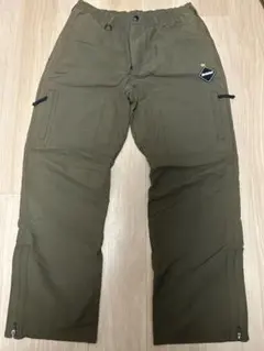 Nike Bristol カーゴパンツ カーキ　防寒