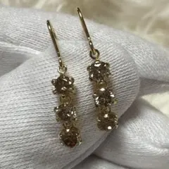 断捨離中　K18 1ct ダイヤ　フックピアス　ベリテ 断捨離中 K18 1ct ダイヤ フックピアス ベリテ - メルカリ