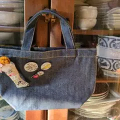 新品未使用ブロ-チ付きデニムナタリ-レミナベルボネンミニバッグ