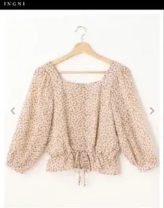 【INGNI】花柄 シフォン シャーリング ブラウス
