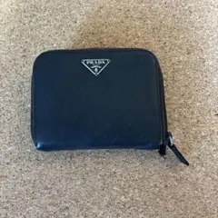 PRADA 二つ折り財布 ブラック