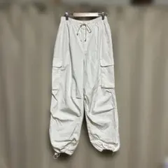 GU ホワイト　パラシュートパンツ　L