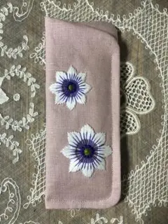 ハンドメイド刺繍メガネケース