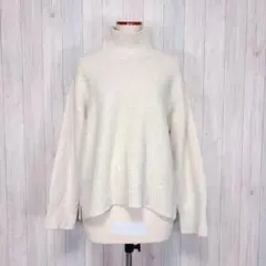 【ユニクロ】長袖 タートルネックニット セーター ゆったり カジュアル