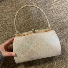 使用回数少なめ！花柄デザイン 和装用バッグ　ゴールド　花柄