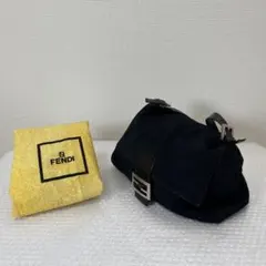 2026年最新】fendi マンマバケット ブラックの人気アイテム - メルカリ