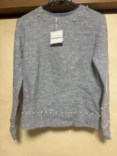 新品未使用　TORRAZZO DONNA パール付きニット　グレー