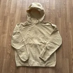 ユニクロキッズ　ウィンドブレーカー　ポケッタブルパーカー　ベージュ　150