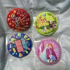 【４個セット】ディズニー 刺繍缶バッジ ビスケット2のサムネイル