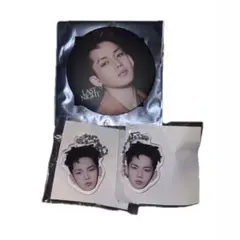 treasure ヒョンソク　顔アクキー　缶バッジ　ポップアップ　トレカ