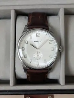 【美品】FOSSIL アナログ腕時計 ホワイト/ブラウンのサムネイル