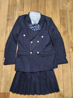 フォーマルスーツ・卒業式用スーツ