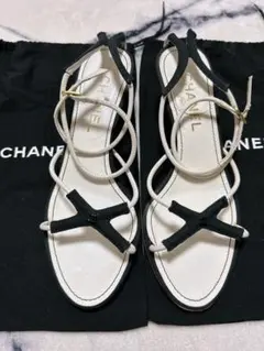 CHANEL サンダルのサムネイル