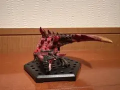 燼滅刃ディノバルド　モンハンスタンダードモデル　フィギュア