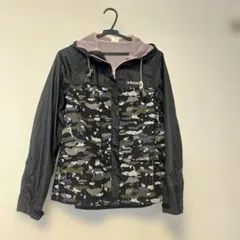 adidasウインドブレーカー（レディース）