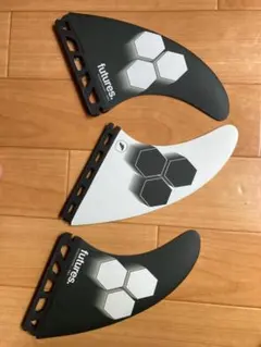 FUTURES AM2 HONEYCOMB LARGE アルメリック フィン - メルカリ