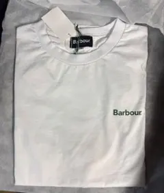Barbour / フロント ロゴ Tシャツ 【完売品　新品未使用品】のサムネイル