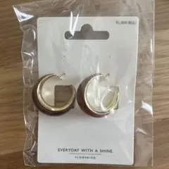 ブラウンゴールド フープピアス FLOWERING