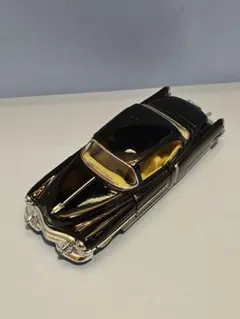 KINSMART 1953 キャデラック シリーズ62 1/43 ミニカー 黒のサムネイル