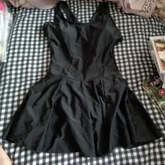 専用❢ブラック ワンピース水着 フレアスカートМサイズ❣