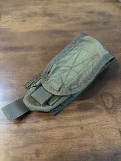 パラクレイト　PARACLETE フラッシュバンポーチ　レンジャーグリーン　実物