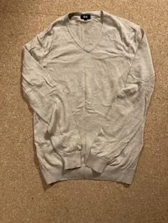 UNIQLO Vネックニット ベージュ L