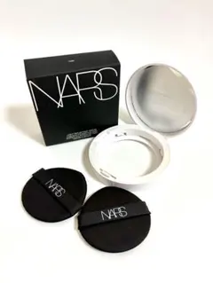 NARS ライトリフレクティングセラムクッションファンデケース 未使用パフ2個のサムネイル