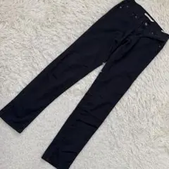 LEVIS スキニーパンツ ブラック 24 カジュアル 着回しのサムネイル