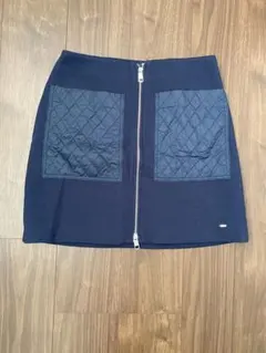 トミーヒルフィガー　スカート　ネイビー