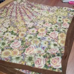 超お買い得❗️mila sehnón（株荒川） 花柄ストール