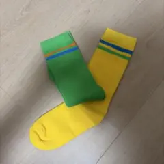 キッズ　ソックス　派手カラー　2足セット