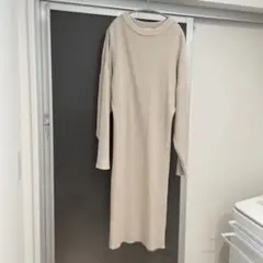 ロングニットワンピース
