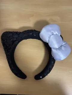 ユニバ usj キティ カチューシャ スパンコール リボン 黒 ハローキティ