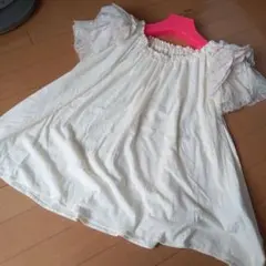 HERENCIAフリル.トップスのサムネイル