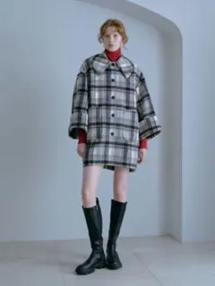 Wide Sleeve Check Coat