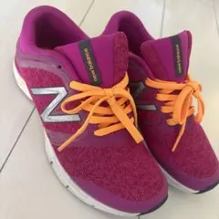new balance ランニングシューズ ピンク