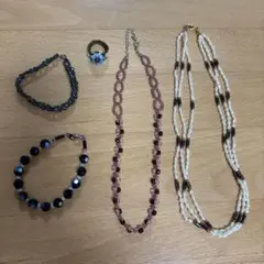 もうすぐ削除まで！ビーズネックレス　ブレスレット　フラワーリング5個セット