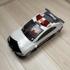 トミカ デカパトロールカー
