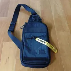 AVIREX ブラック ショルダーバッグ