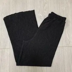 黒 カジュアルパンツ
