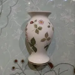 2026年最新】WEDGWOOD 花瓶・フラワースタンドの人気アイテム - メルカリ