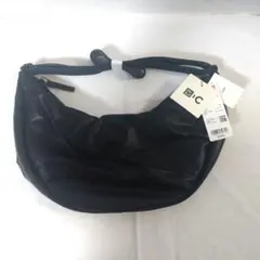 ユニクロ UNIQLO:C レザータッチラウンドショルダーバッグ ブラック