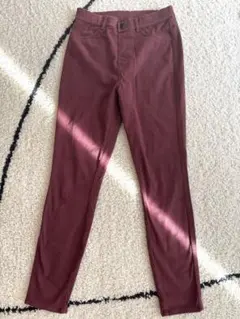 スリムフィットパンツ