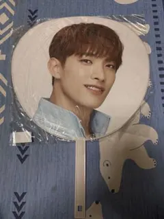 2026年最新】seventeen うちわ ドギョムの人気アイテム - メルカリ
