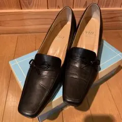 ブラックフォーマルリボン付きパンプスのサムネイル